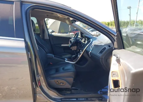 2017 Volvo Xc60 T5/Inscription from USA, damaged, VIN YV440MRU5H2039016